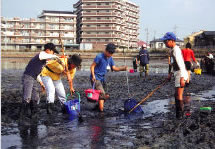 水辺を守り 活かし 伝える