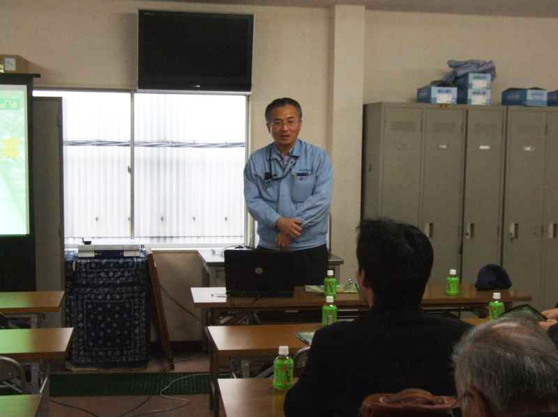 竹粉砕機見学会