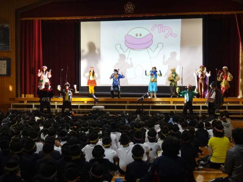 天満小学校　コタロー公演