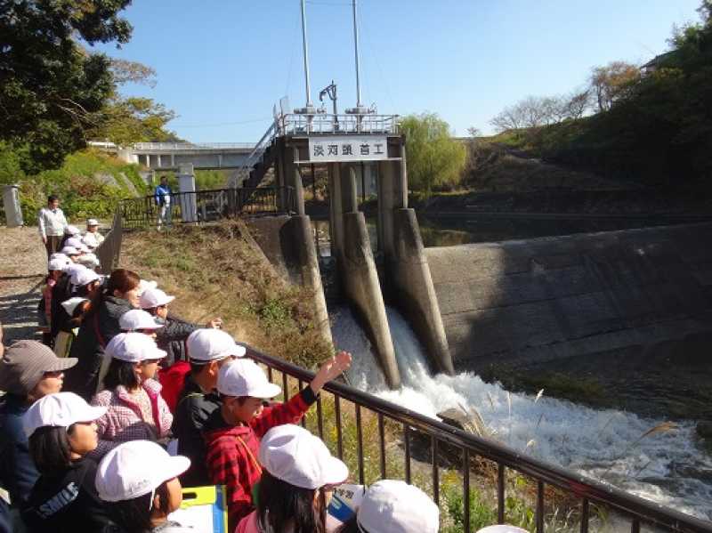 清水小学校　淡山疏水現地見学会
